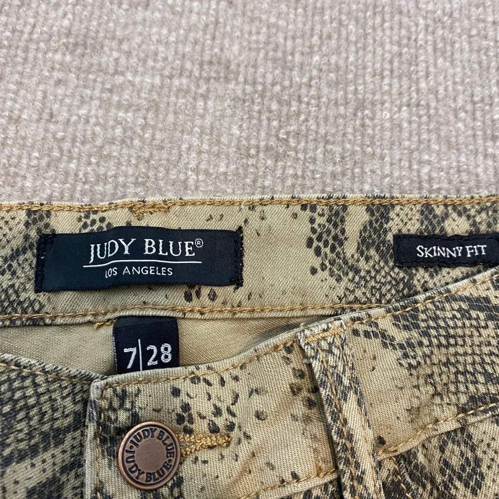 Judy Blue Jeans Womens 7/28 Snake Print Tribal Skinny Stretch Denim Slim